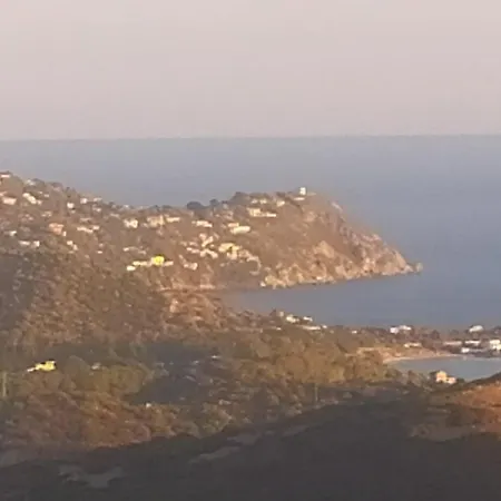 Roberta A 200 Mt Dal Mare *