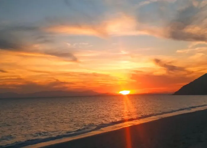 Roberta A 200 Mt Dal Mare *