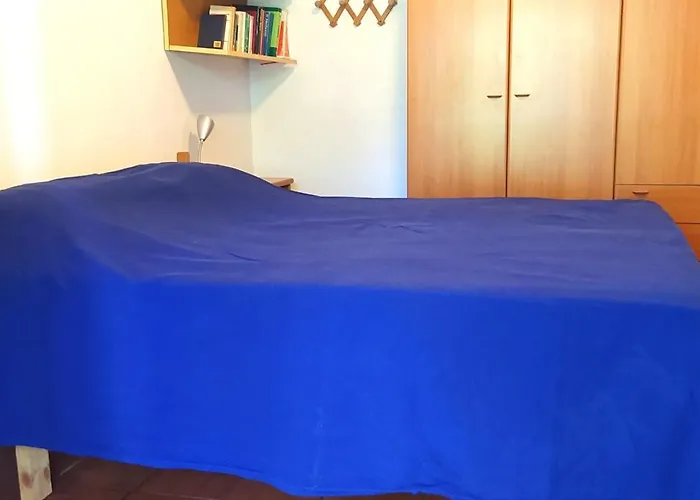 Roberta A 200 Mt Dal Mare *